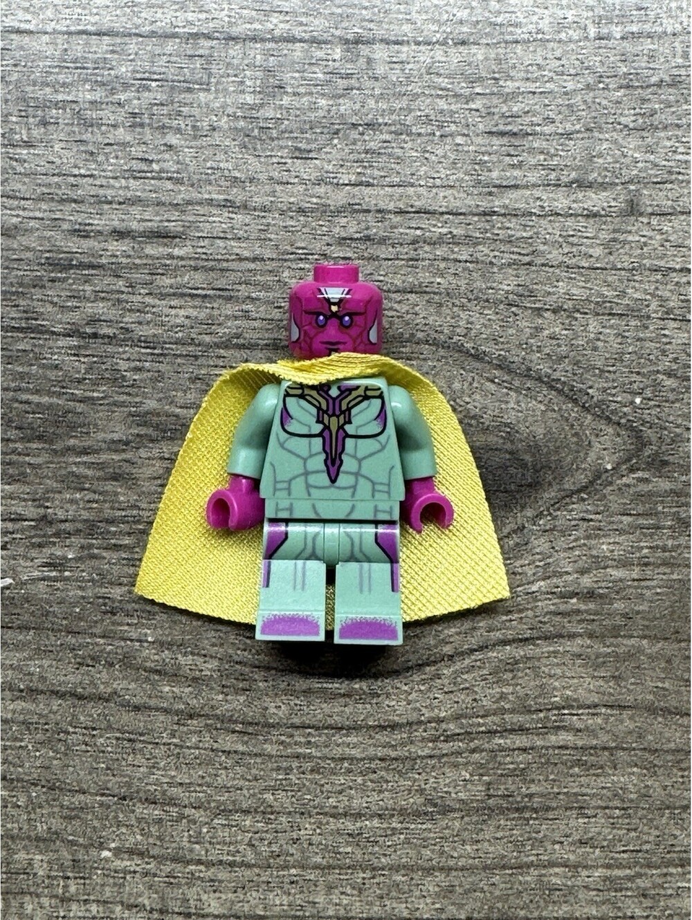 Lego Marvel Avengers Vision Yellow Dot Minifigure from Sets 76103 & 76067